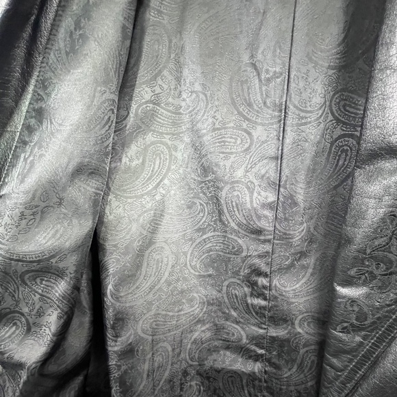 VINTAGE |•G-III•| Black Full Length Trench Coat Embroidered Collar Size Medium - Picture 6 of 11